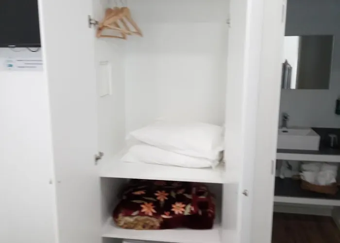 Al Penaferrim בית הארחה